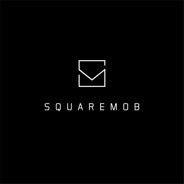 Минималистично бяло лого с геометричен символ на квадрат и надпис SQUAREMOB върху изцяло черен фон.
